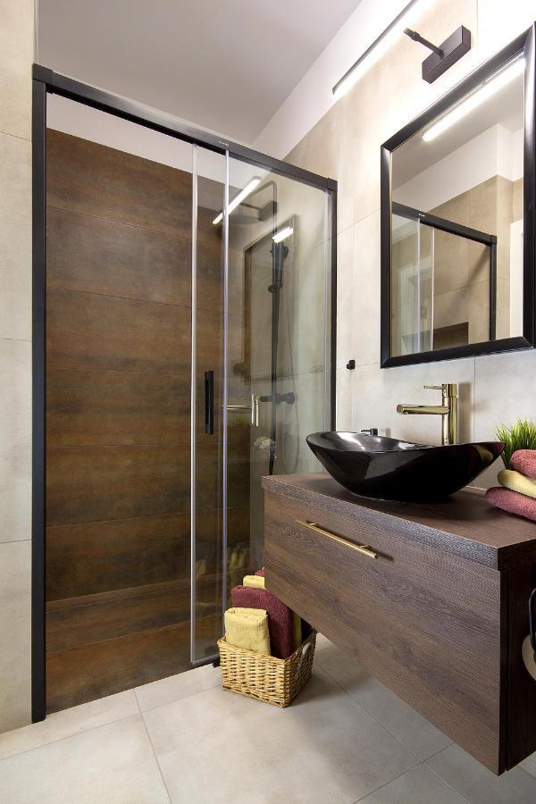 Apartment W&k - Desire - Faktura Vat, Parking
